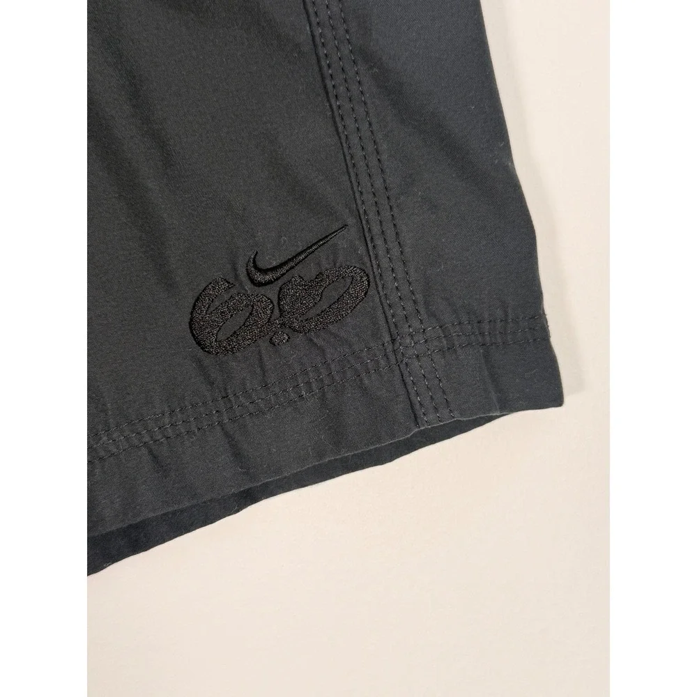 Nike 6.0 Mens Black Board Shorts Cargo Pocket Swim Trunks Size 34